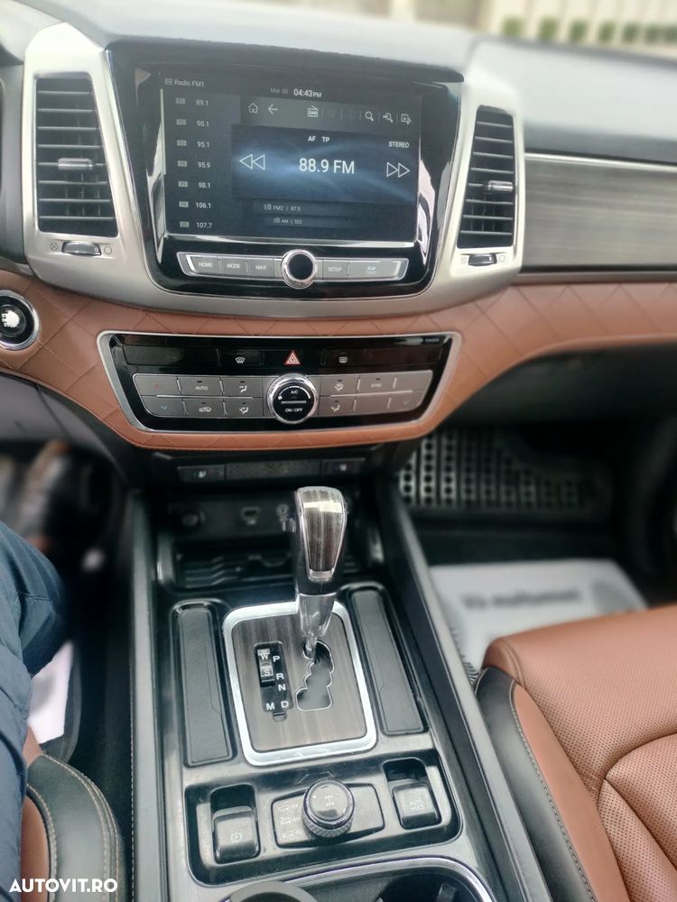 SsangYong REXTON 2.2 e-XDi 220 4WDAut. Crystal - 10