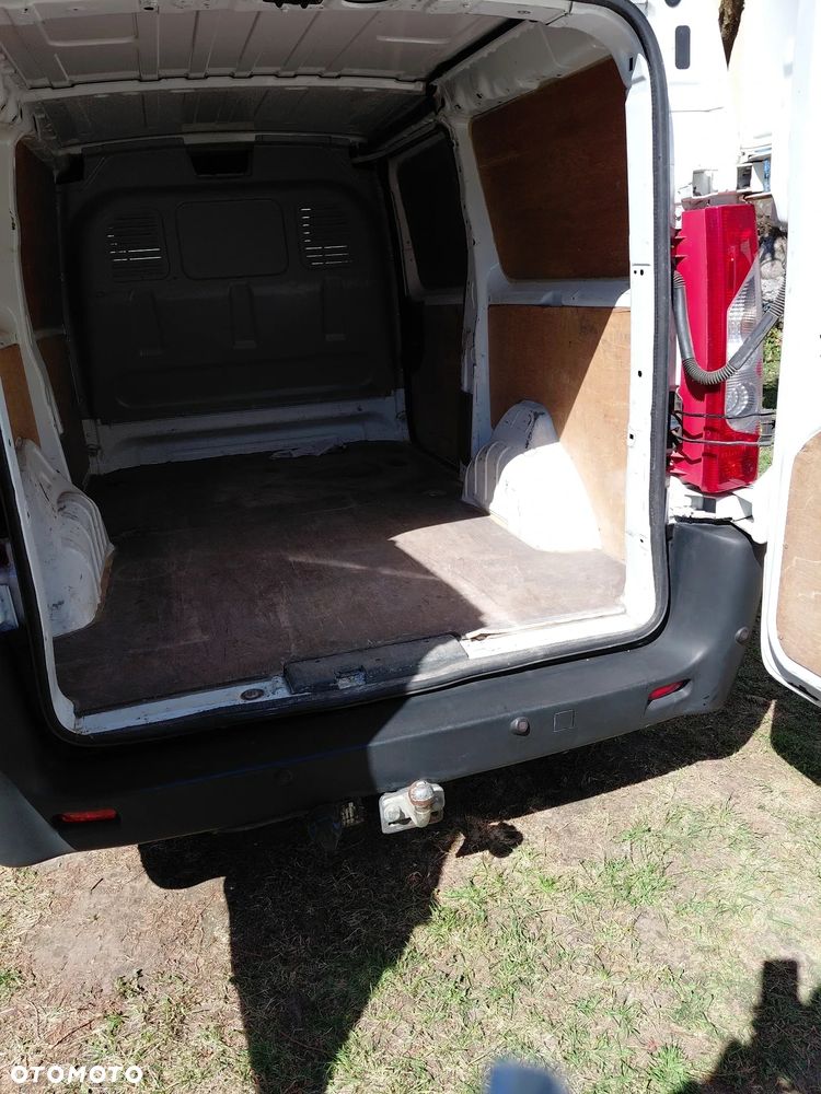 Peugeot EXPERT - 9