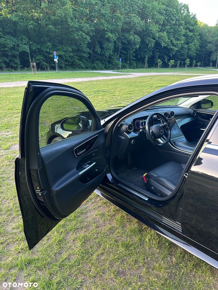 Mercedes-Benz Klasa C 220 d 4Matic 9G-TRONIC AMG Line - 9