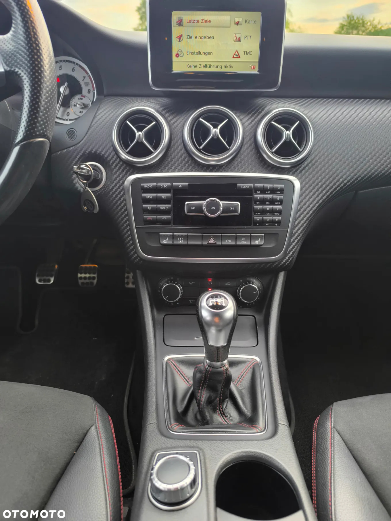 Mercedes-Benz Klasa A 180 AMG Line - 14