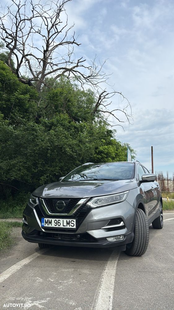 Nissan Qashqai 1.6 DCI Start/Stop X-TRONIC Tekna - 2