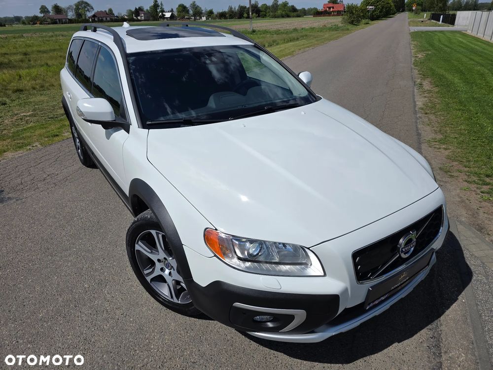 Volvo XC 70 D5 AWD Summum - 4