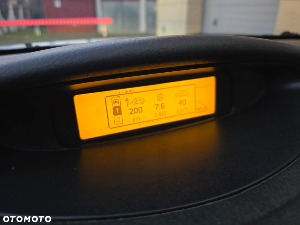 Citroën C5 2.0i HPi Exclusive - 23