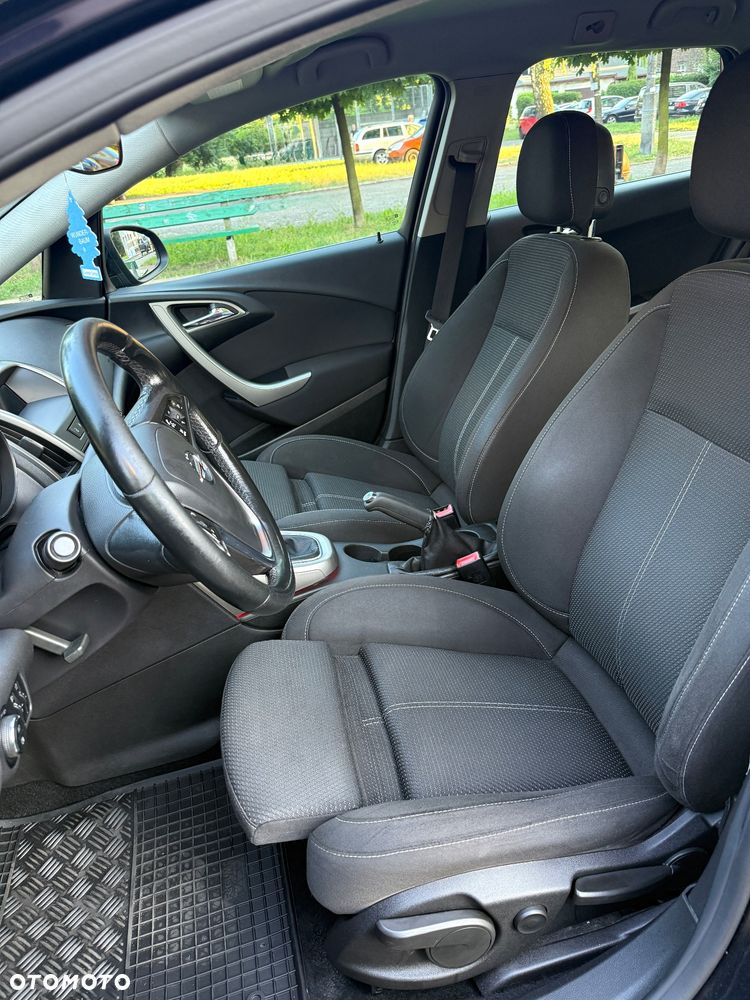 Opel Astra 1.7 CDTI DPF Cosmo - 7