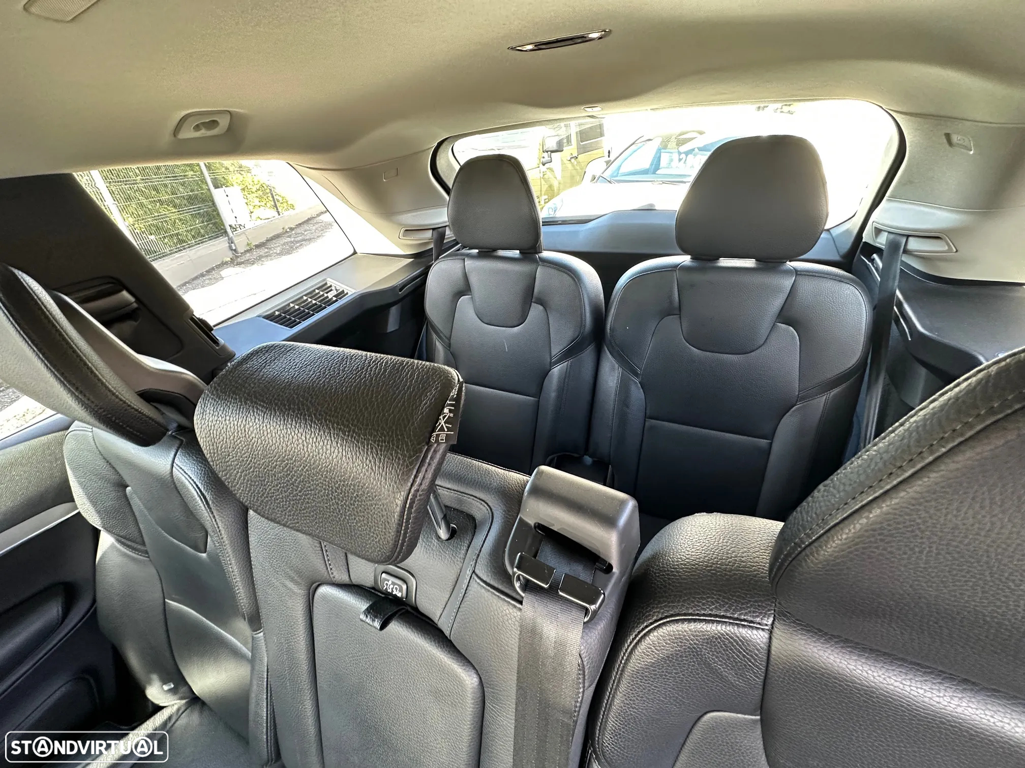 Volvo XC 90 2.0 T8 PHEV Momentum Plus AWD - 18