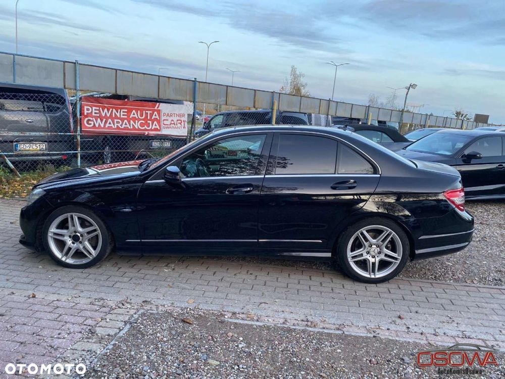 Mercedes-Benz Klasa C 250 CDI 4Matic 7G-TRONIC Avantgarde Edition - 28