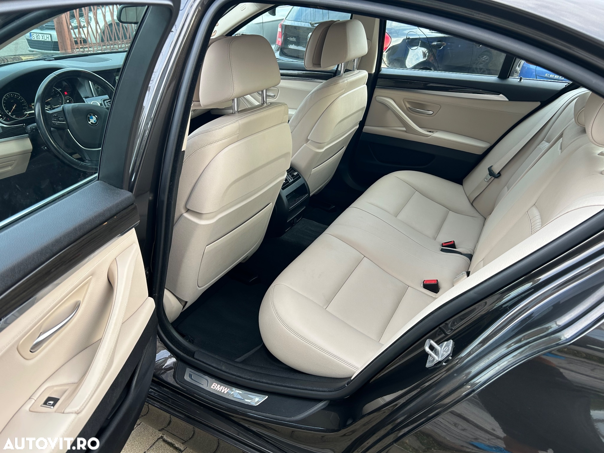 BMW Seria 5 520i Touring Aut. Luxury Line - 5