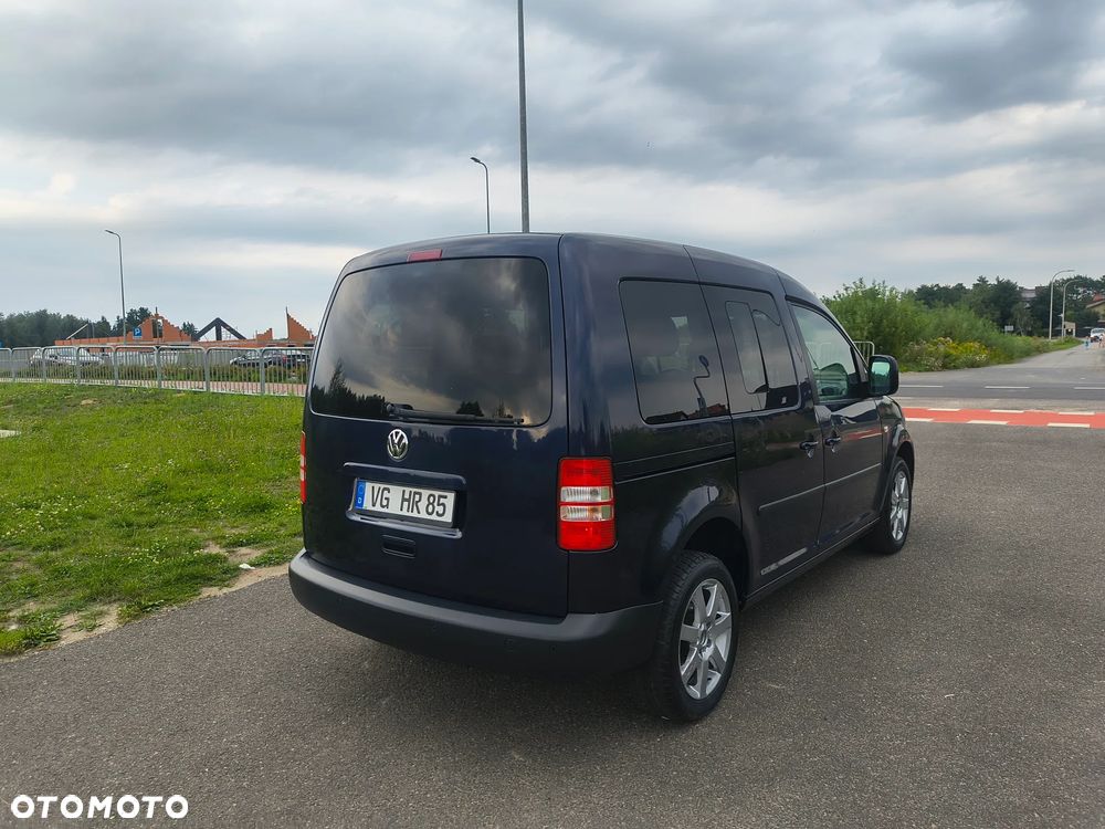 Volkswagen Caddy - 10