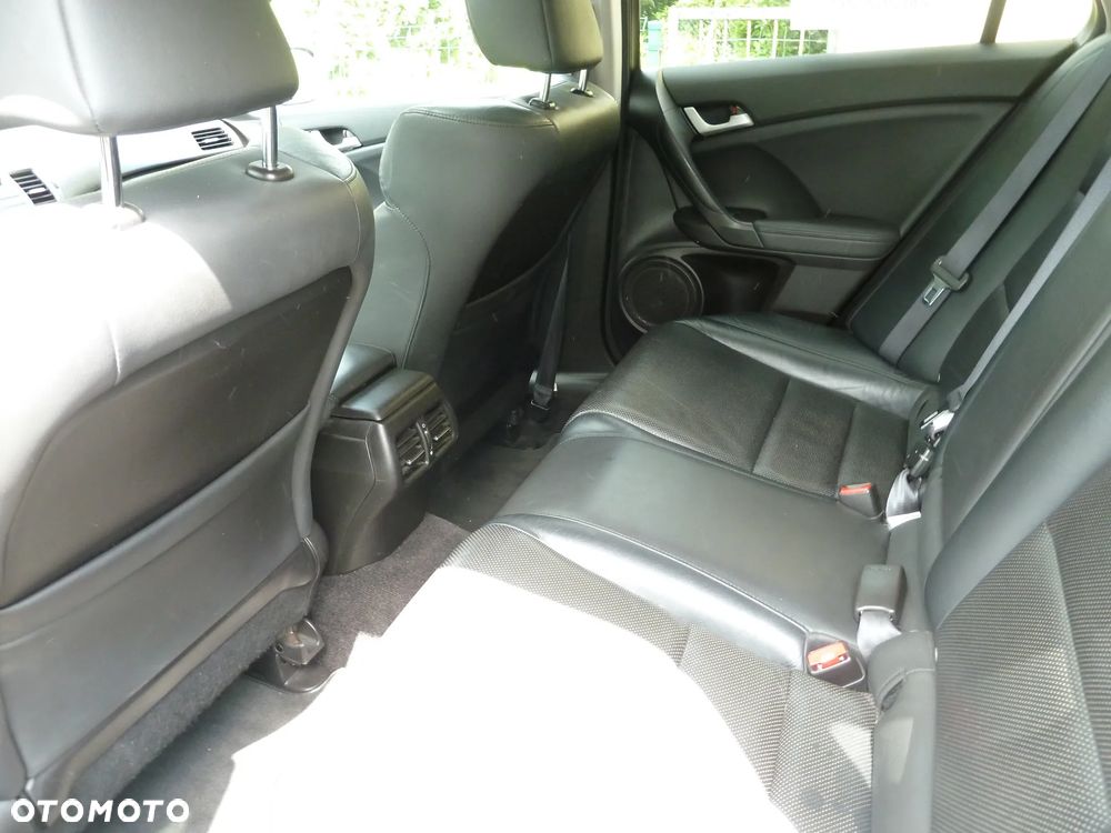 Honda Accord 2.0 Executive - 7