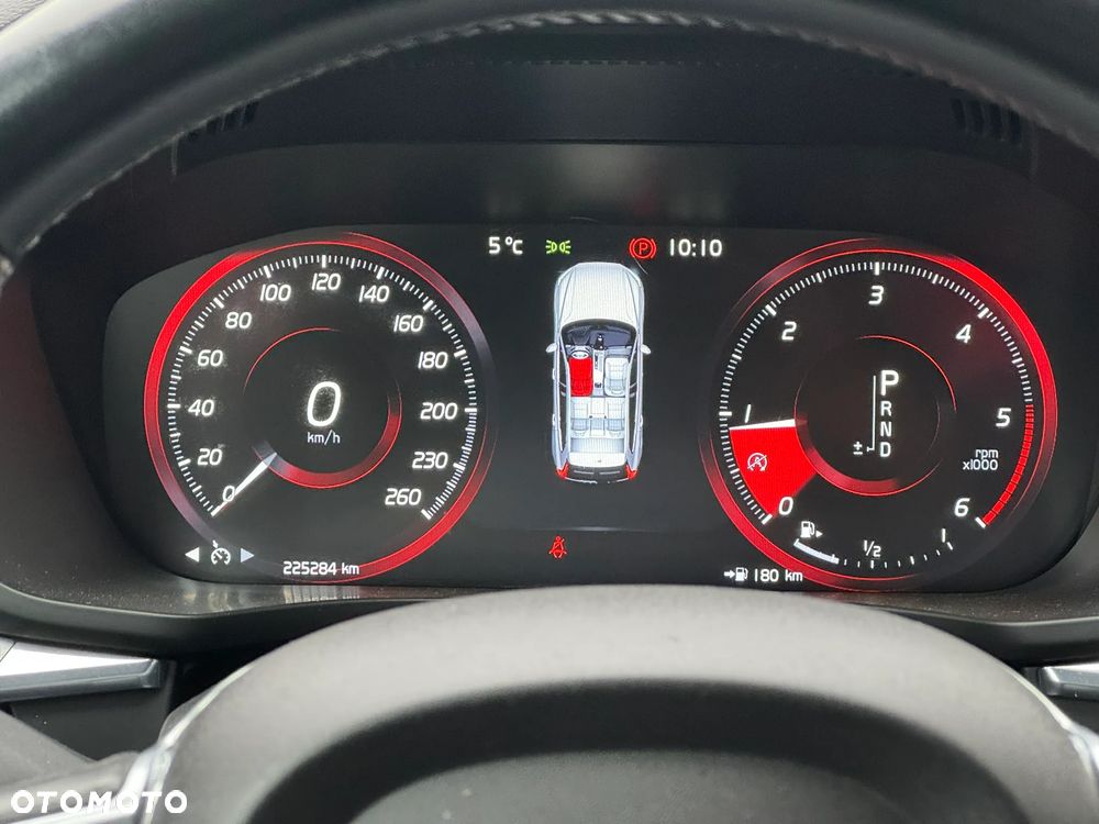 Volvo XC 60 D4 AWD Geartronic RDesign - 30