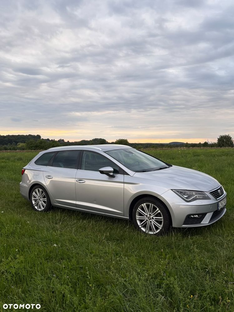 Seat Leon 1.5 eTSI Xcellence DSG - 5