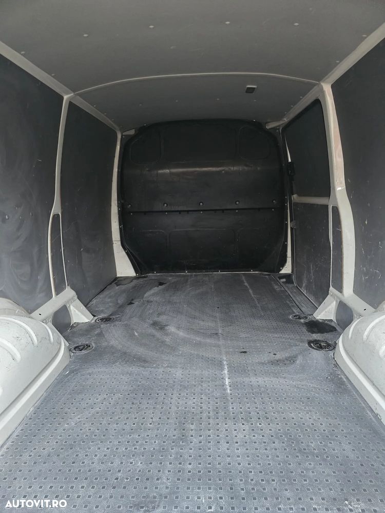 Volkswagen Transporter - 7