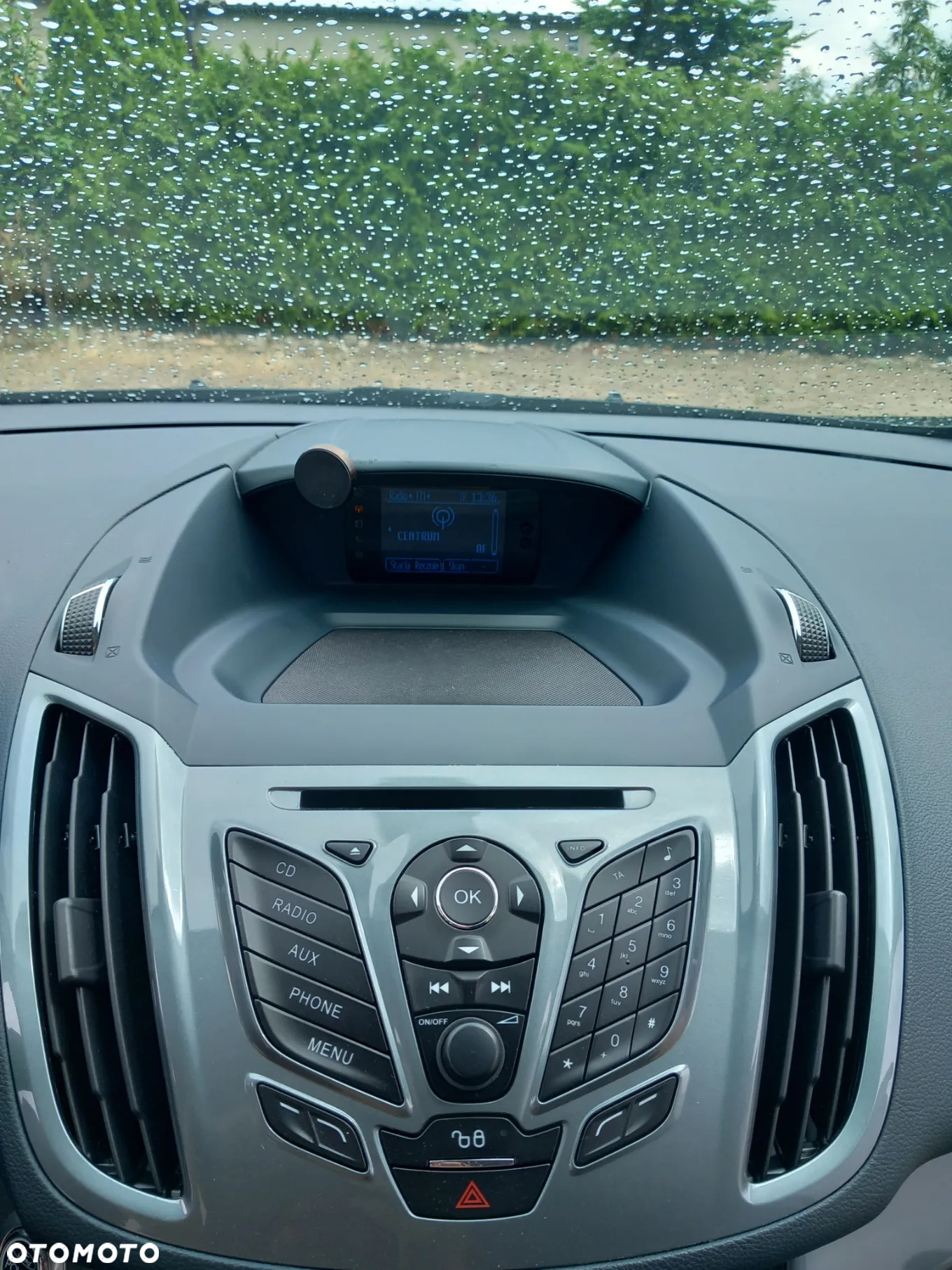 Ford Grand C-MAX - 12