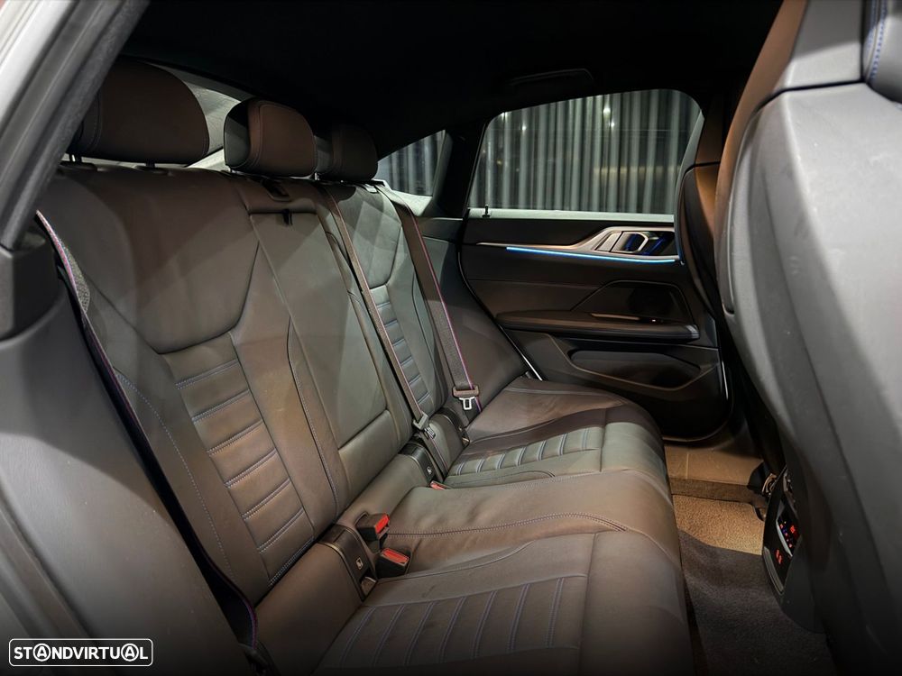 BMW i4 M50 Pack Desportivo M Pro - 44