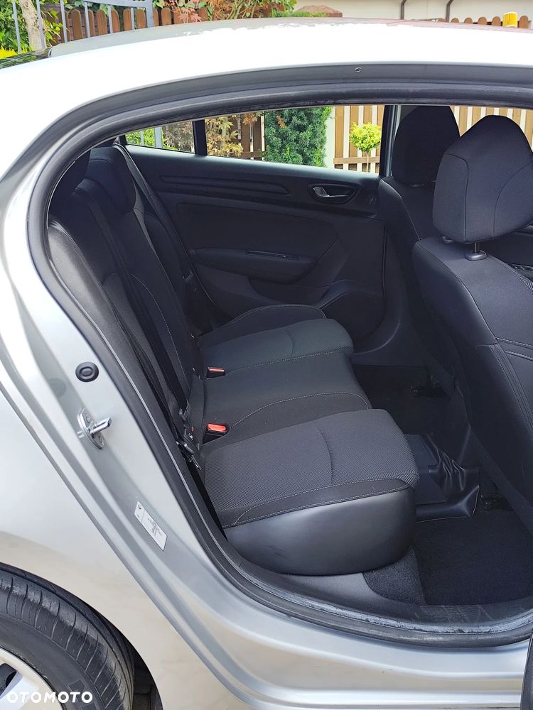 Renault Megane 1.6 SCe Life - 13