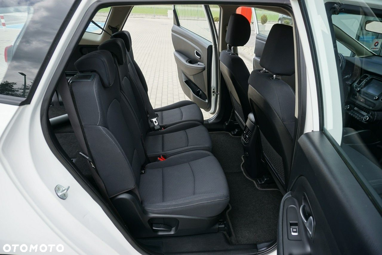 Kia Carens 1.6 GDI L 7os - 14