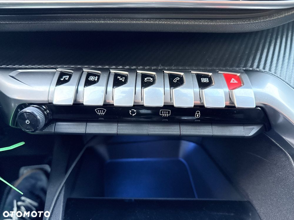 Peugeot 3008 BlueHDi 130 Stop & Start EAT8 Active - 29