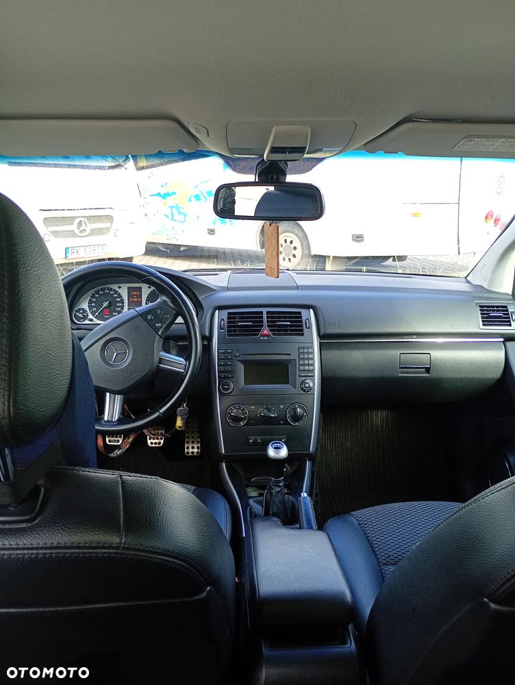 Mercedes-Benz Klasa B 200 CDI - 6