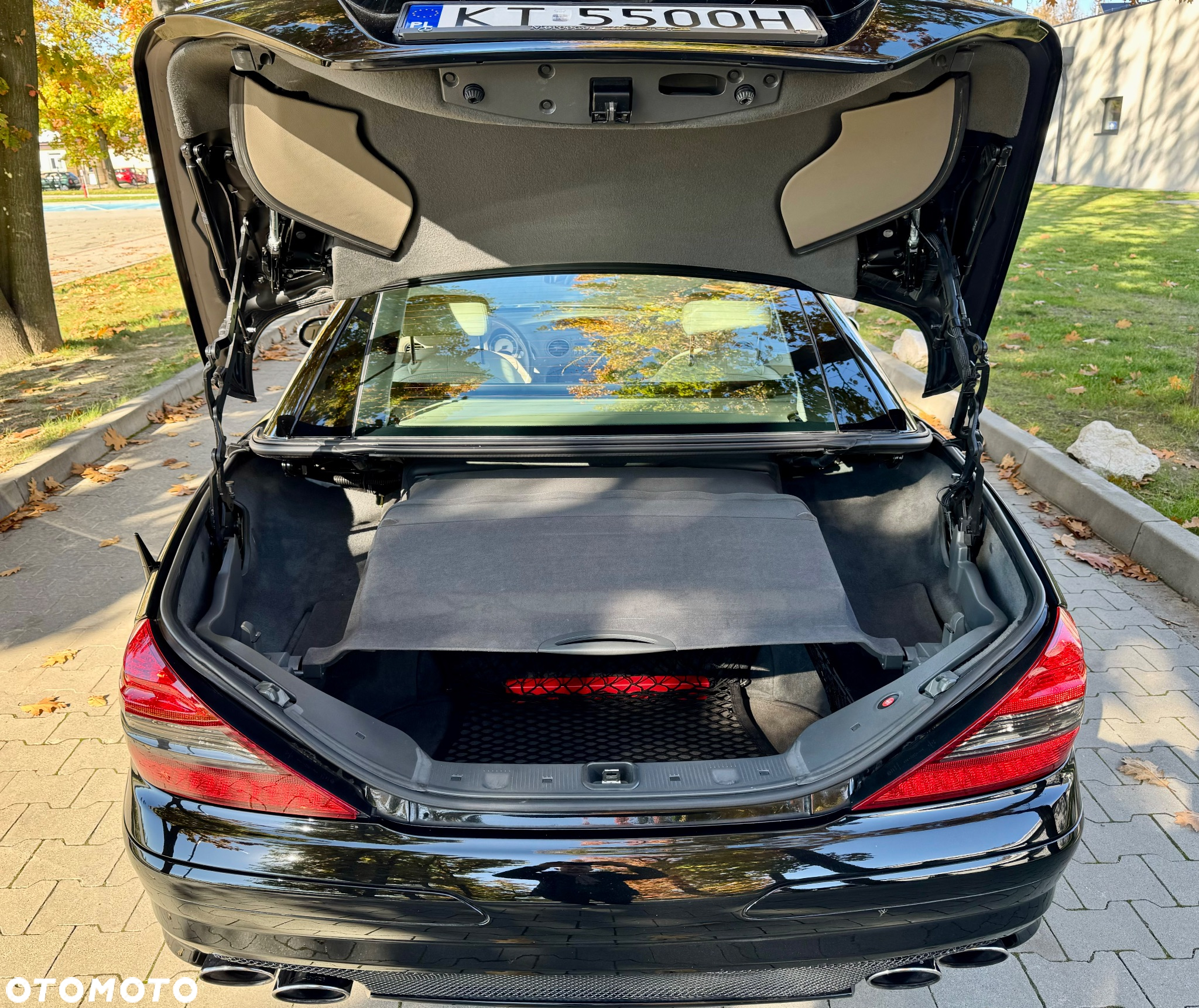 Mercedes-Benz SL 55 AMG - 23