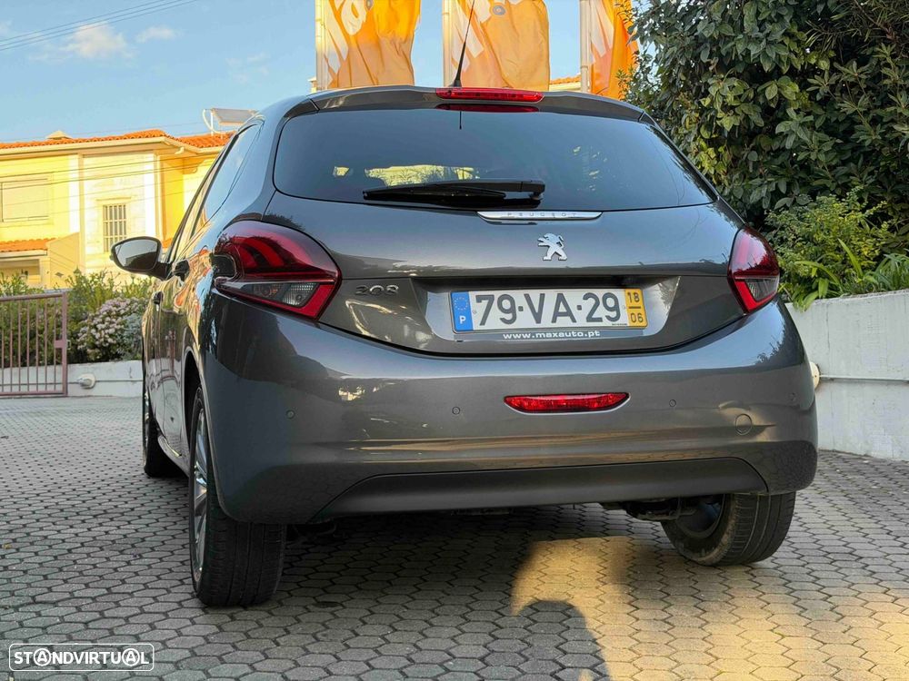 Peugeot 208 1.6 BlueHDi Style - 5