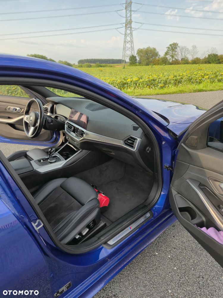 BMW Seria 3 320i M Sport sport - 15