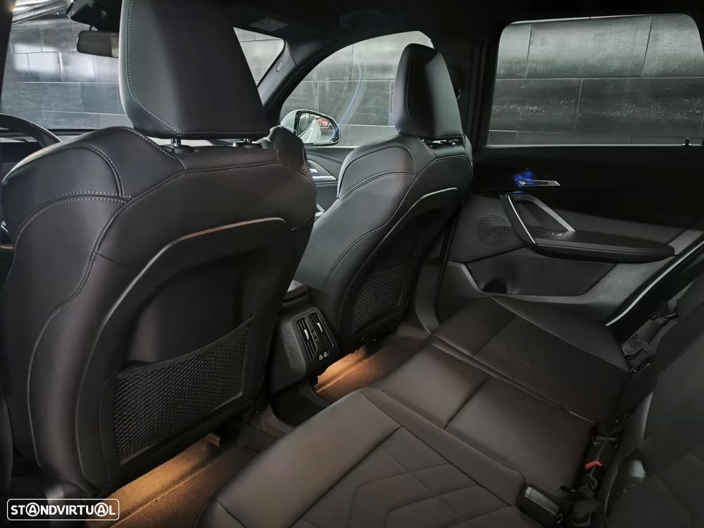 BMW iX1 xDrive30 Pack Desportivo M - 21