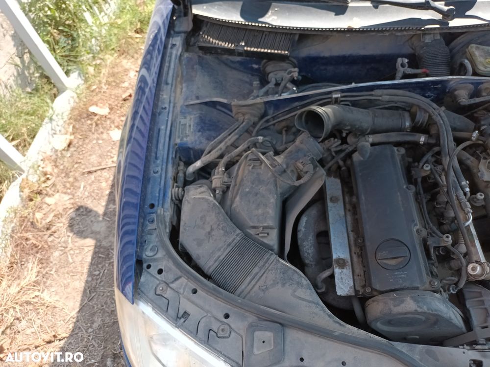Dezmembrari  VW PASSAT B5, B5.5  1996  > 2005 1.6 Benzina - 8