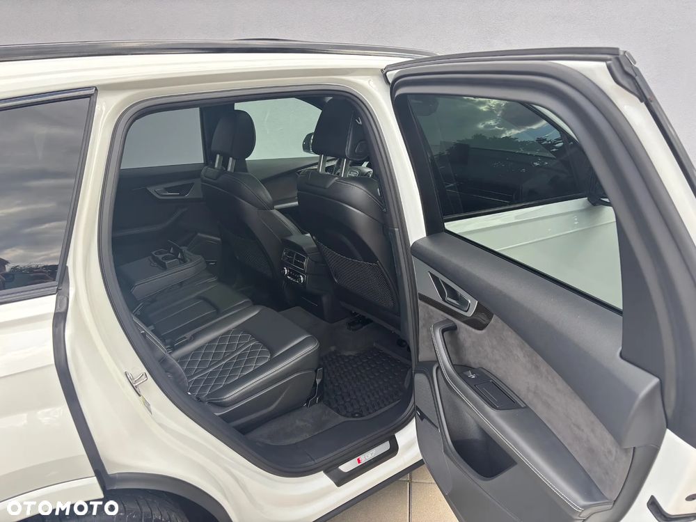 Audi SQ7 4.0 TDI Quattro Tiptronic - 11