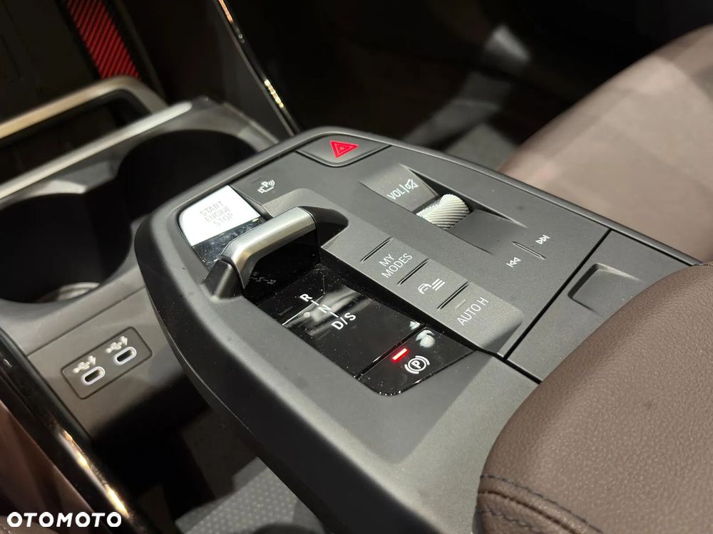 BMW X1 xDrive23i mHEV xLine - 17