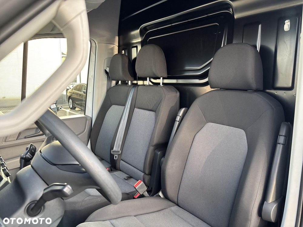 Volkswagen Crafter - 11