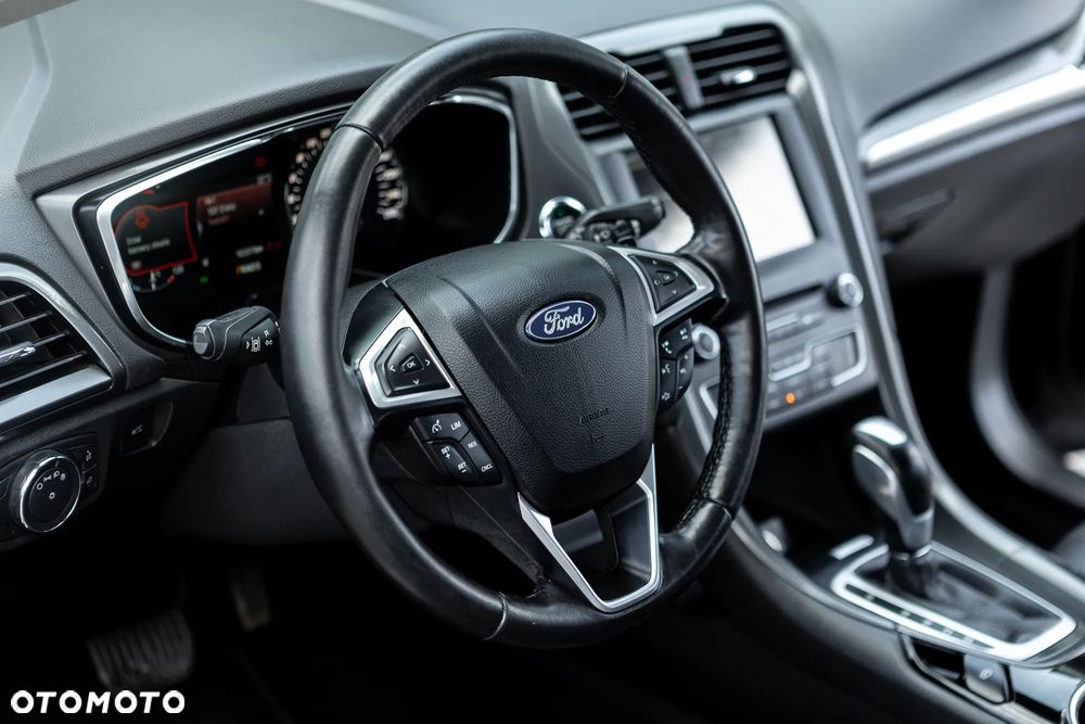 Ford Mondeo - 17