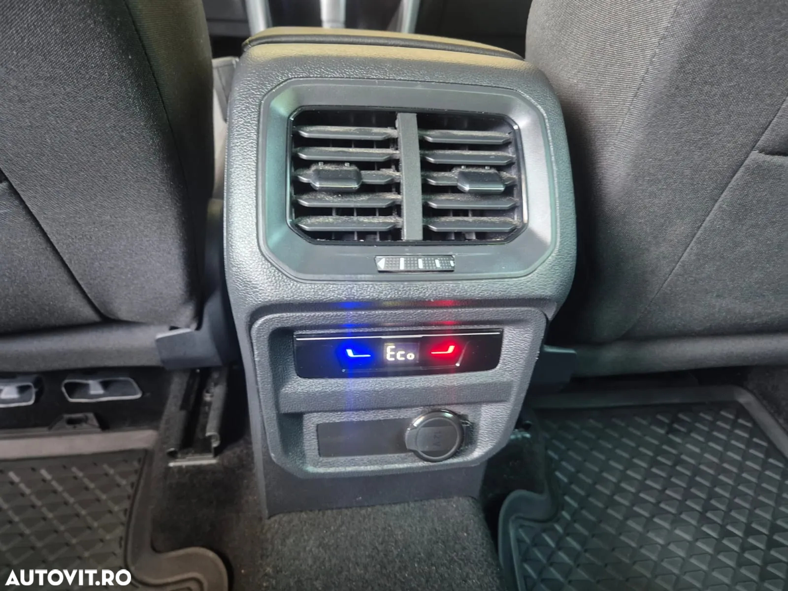 Volkswagen Tiguan 1.4 eHybrid OPF Elegance - 36