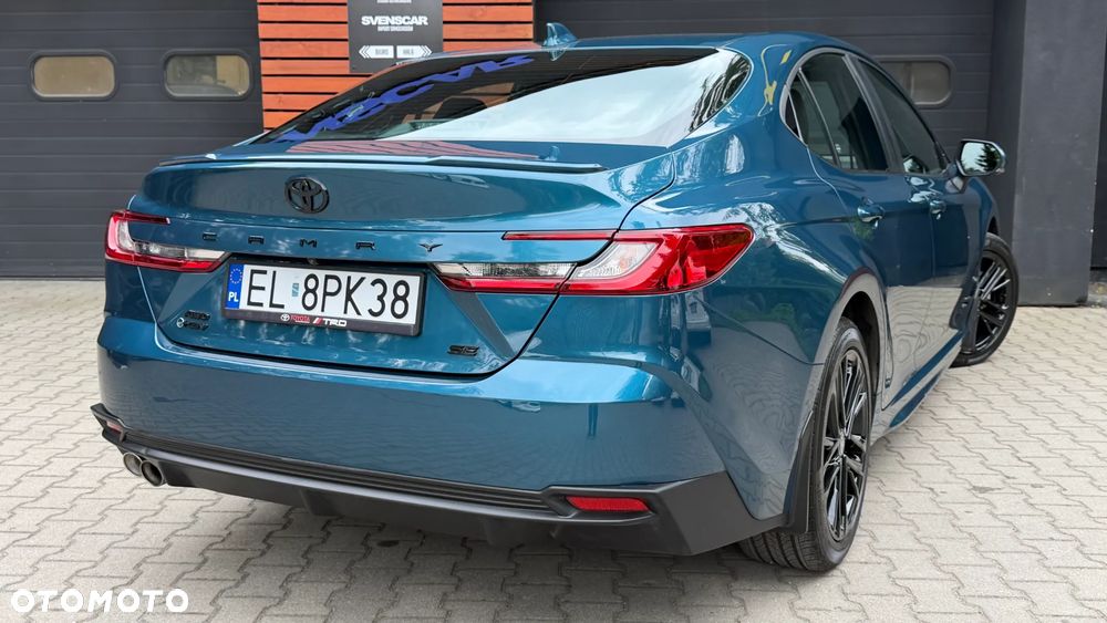 Toyota Camry - 14