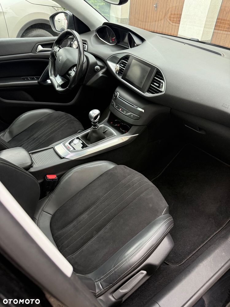 Peugeot 308 1.6 THP Allure - 13