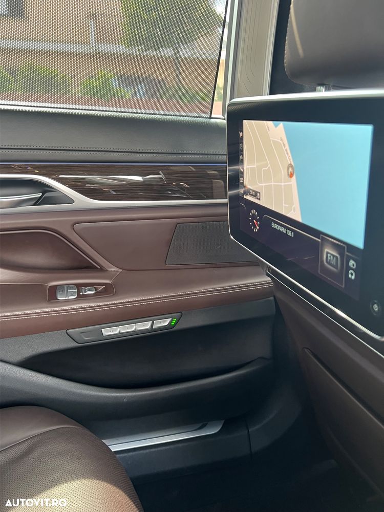 BMW Seria 7 750Ld xDrive - 23