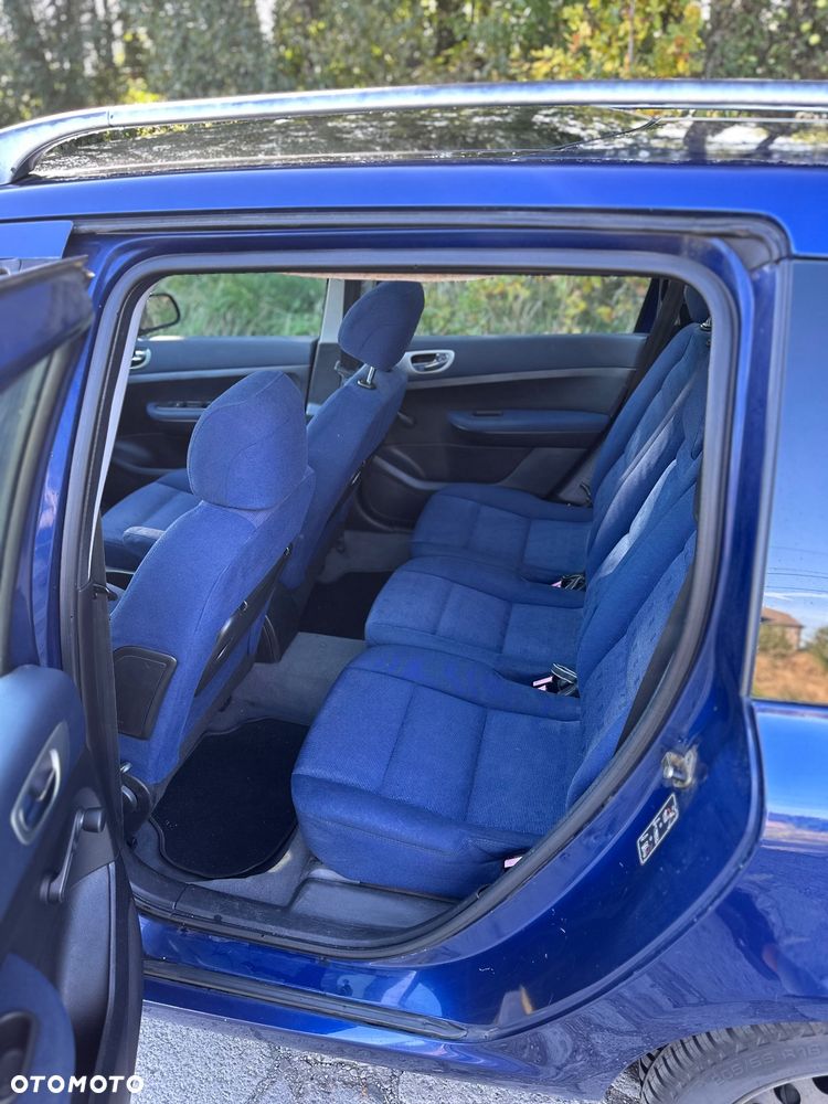 Peugeot 307 1.6 - 12