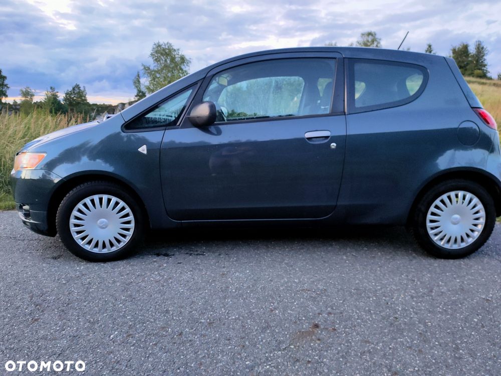 Mitsubishi Colt - 3