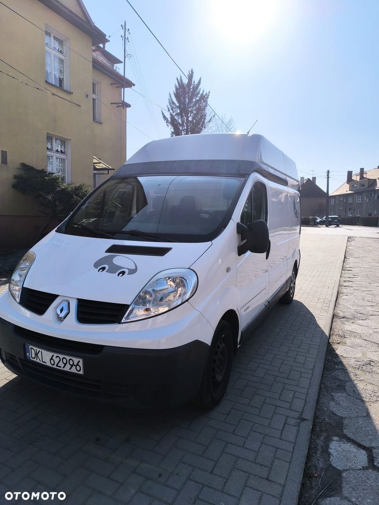 Renault Traffic - 1