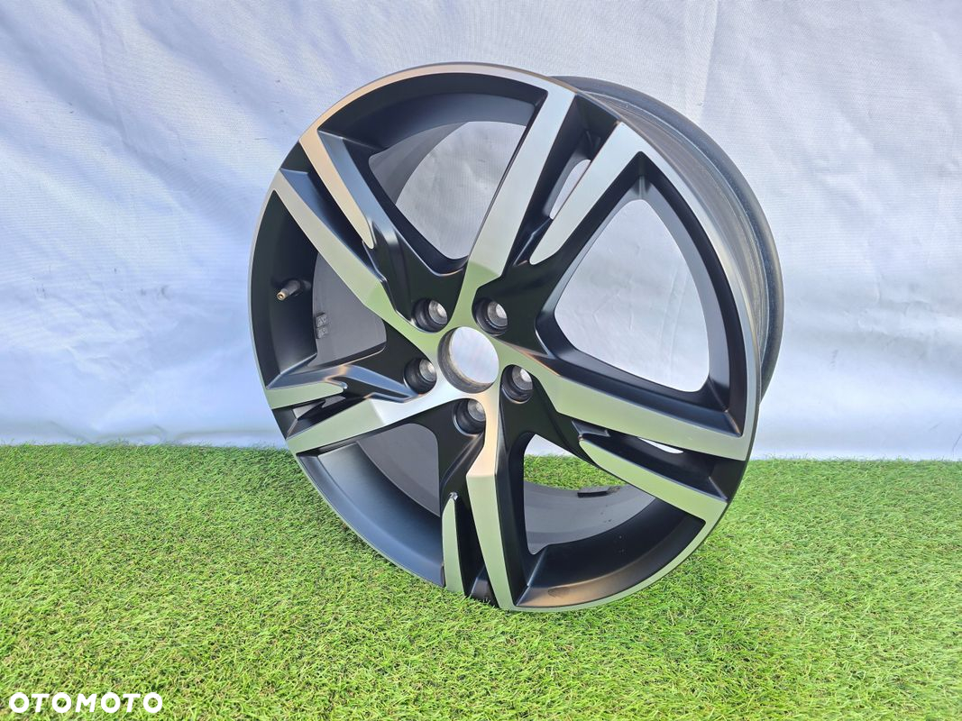 FELGA VOLVO C40 XC40 XC60 7,5x18 ET50,5 31445812 - 2