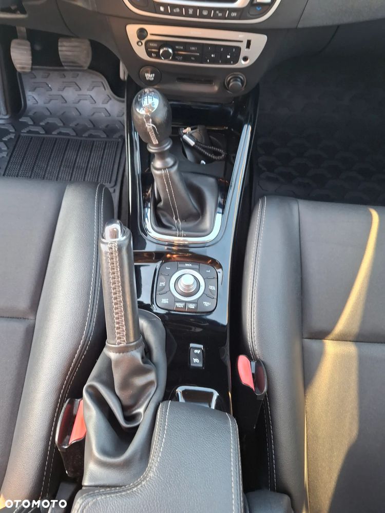 Renault Megane ENERGY TCe 115 Start & Stop Bose Edition - 15