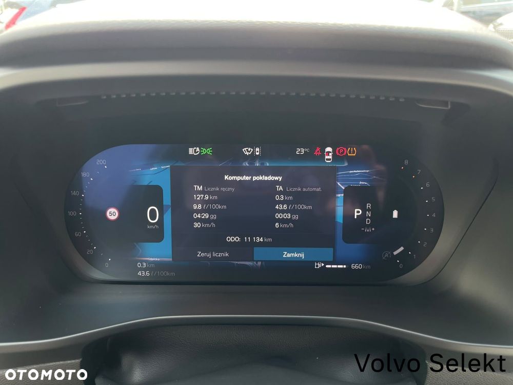 Volvo XC 40 B3 Plus Dark - 14