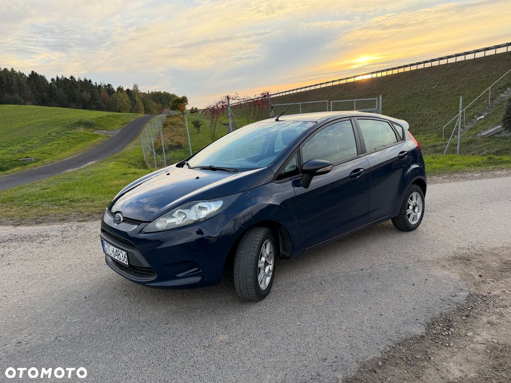 Ford Fiesta 2009 photo 3