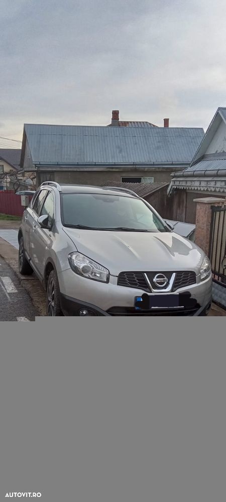Nissan Qashqai+2 - 1