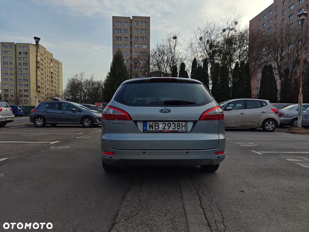 Ford Mondeo - 18
