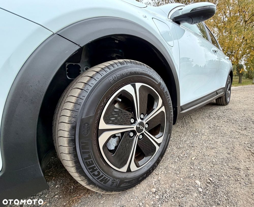 Kia XCeed - 26