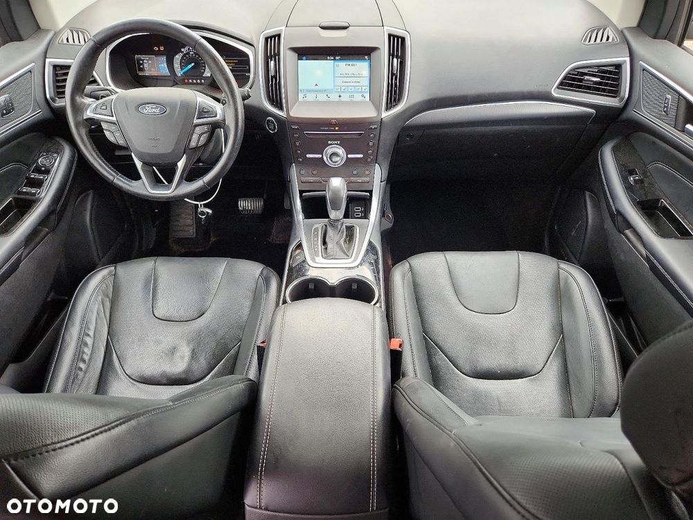 Ford Edge - 7