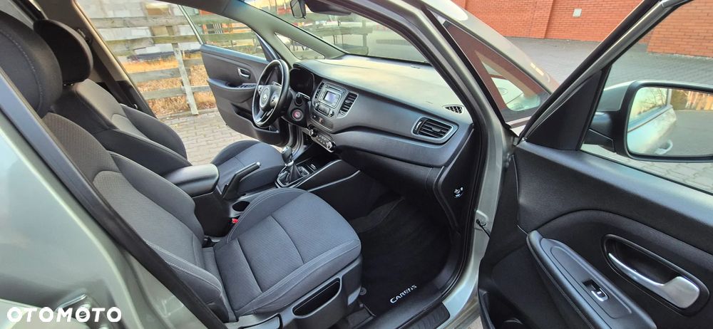 Kia Carens 1.7 CRDi S 7os - 6