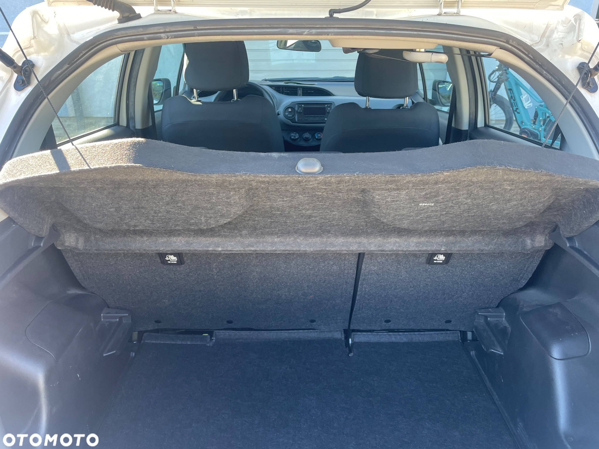 Toyota Yaris 1.0 Active - 8
