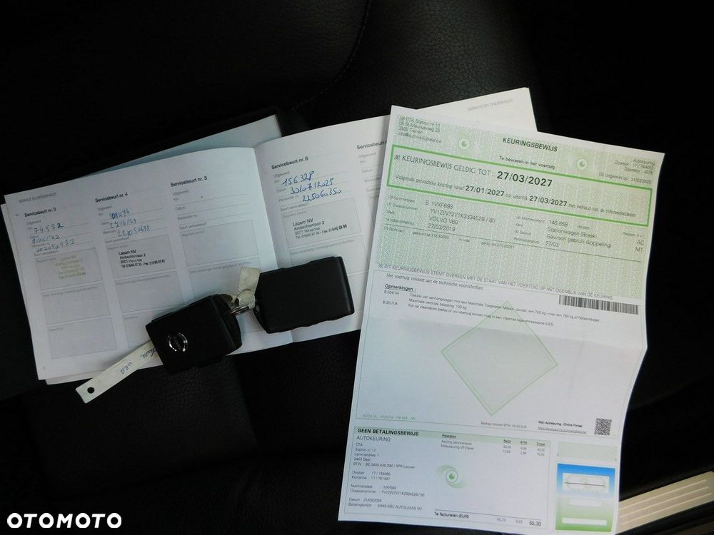 Volvo V60 D3 Momentum Pro - 24