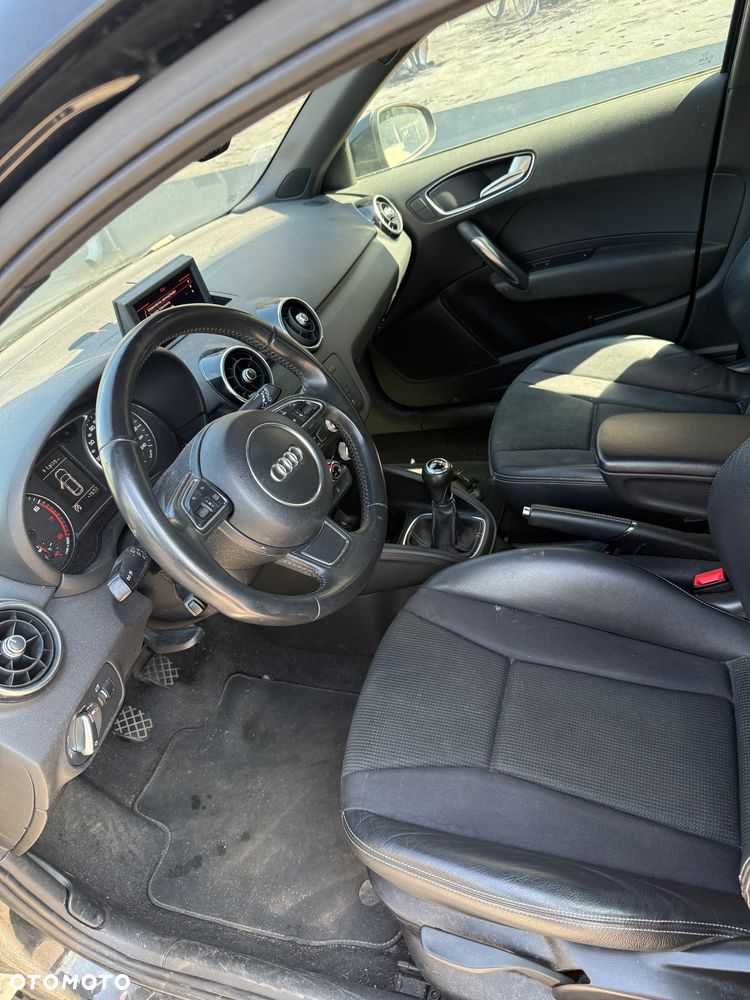 Audi A1 Sportback 1.4 TFSI cylinder on demand S line edition m S line Sportpaket - 8